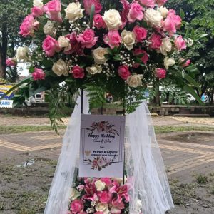 standing flower wedding jakarta standing flower duka cita jakarta standing flower decoration standing flower bali